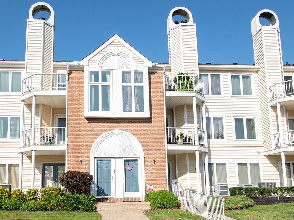 1st image of 68 Catherine Ct
