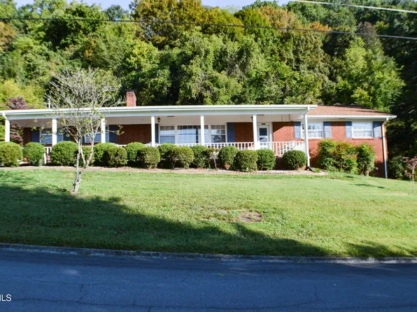 213 Russell Dr, Rogersville, TN 37857