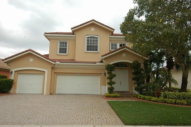 1st image of 3350 SW 192nd Ave