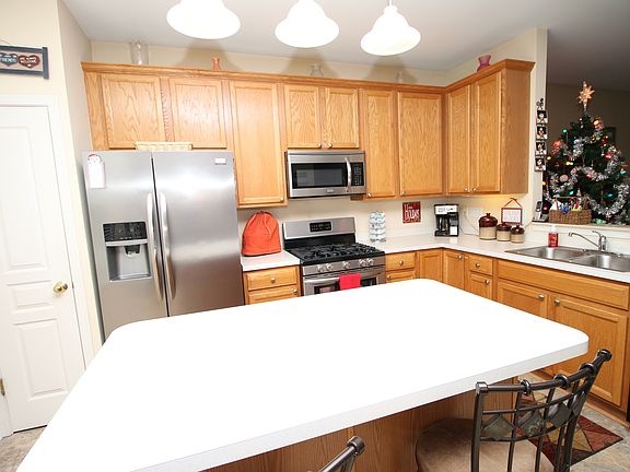 4th image of 11856 Presley Cir