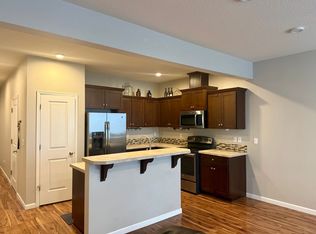 17222 SW 120th Pl, King City, OR 97224