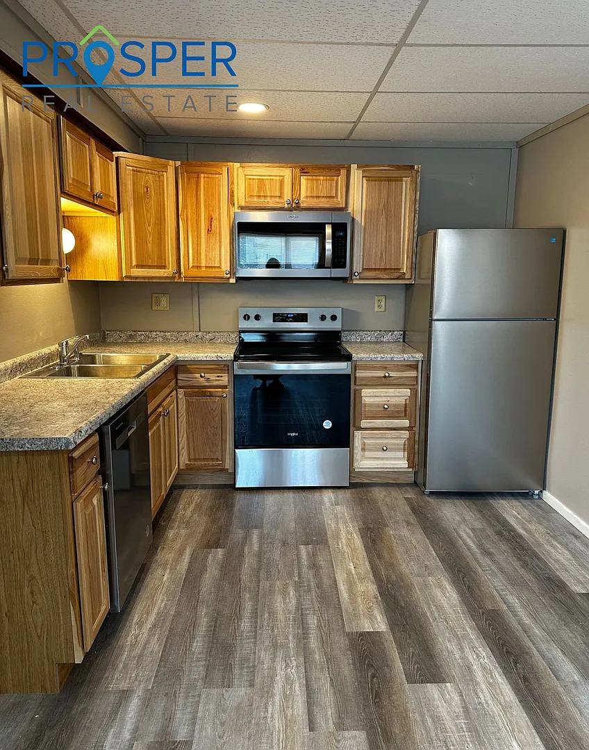 ST3511 — Photo 1