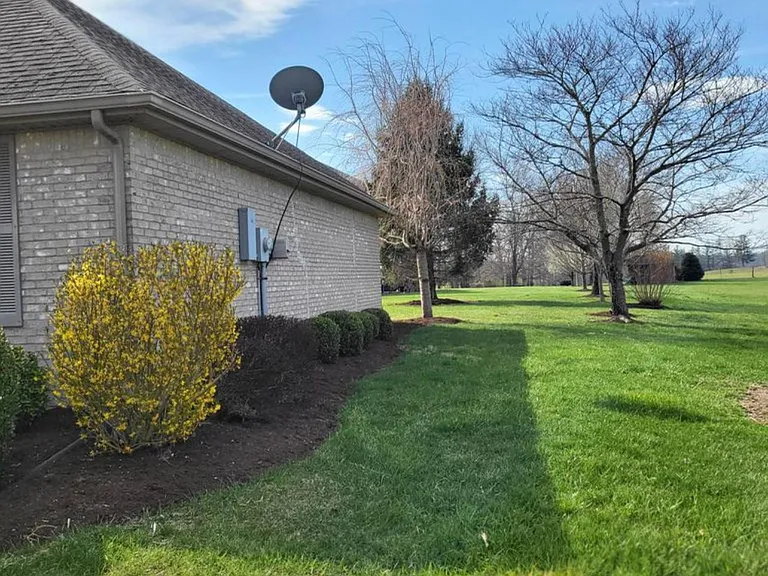 135 Kirkwood Dr — Photo 27