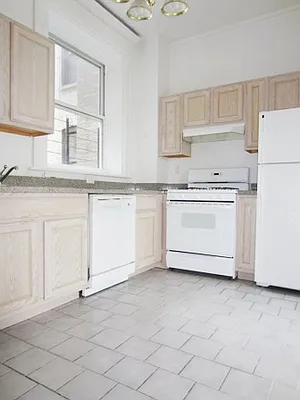 Rented by City Connections Realty | media 30