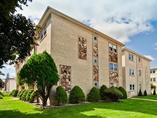 8531 W Gregory St #2A, Chicago, IL 60656