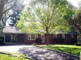 4631 Bridle Path, Winston Salem, NC 27103