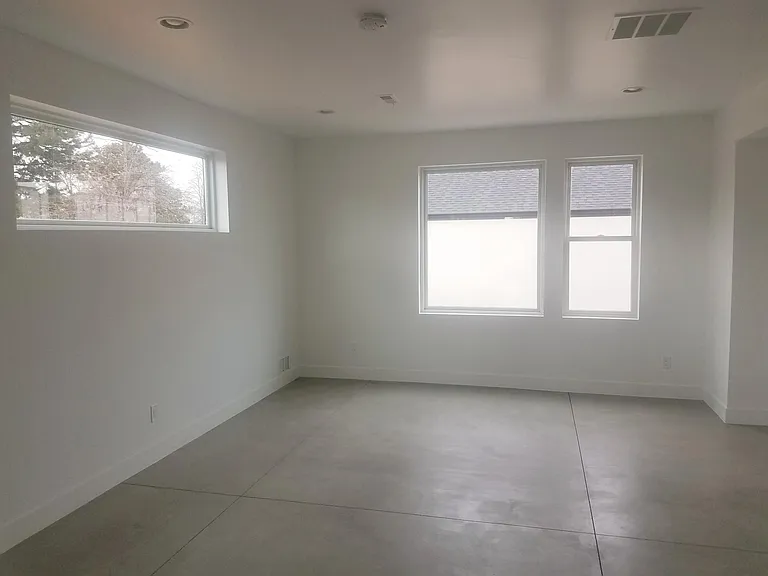 3701 N Gaylord St — Photo 4