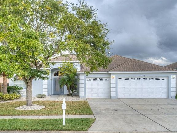 3rd image of 5046 Balsam Dr