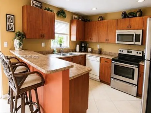 16355 SW 46th Ter, Miami, FL