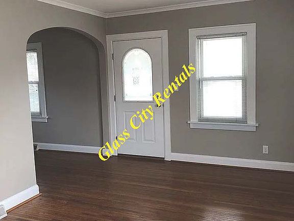 5th image of 4823 293rd St