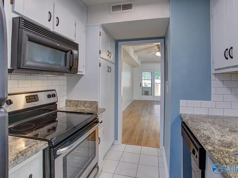 8151 Oldfield Rd SW #7 — Photo 9