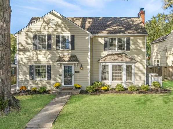 1012 W 69th Ter, Kansas City, MO 64113