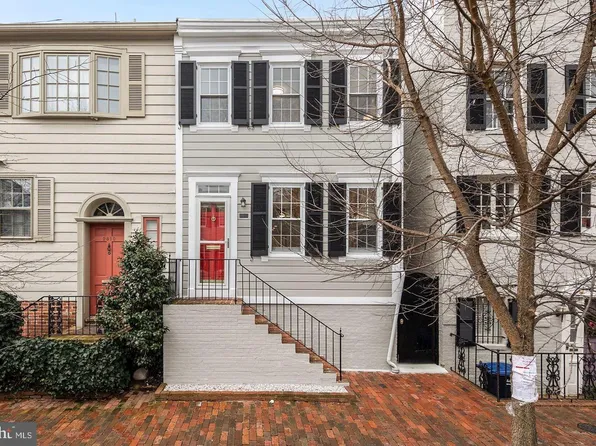 2812 Dumbarton St NW, Washington, DC 20007