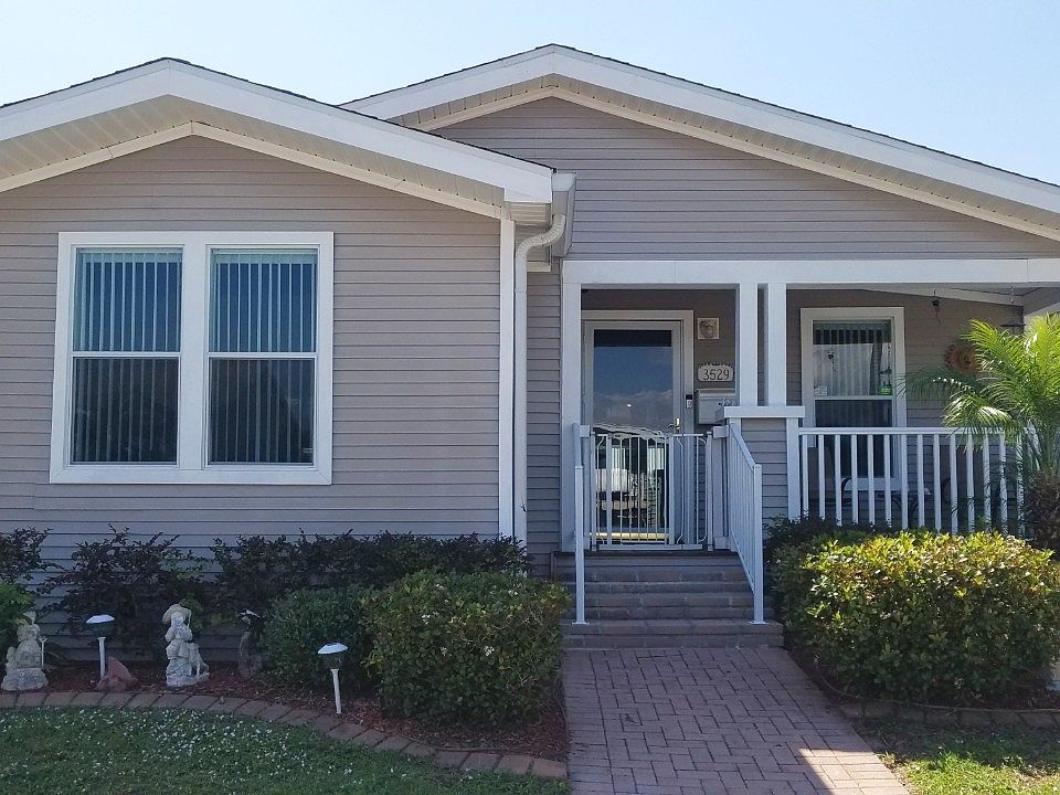 1st image of 3529 Copenhagen St