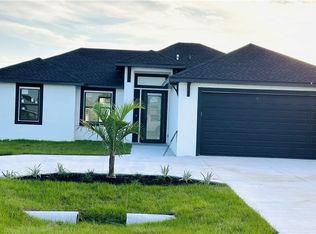 420 Chiquita Blvd N, Cape Coral, FL 33993