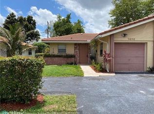 7890 NW 44th Ct, Coral Springs, FL 33065