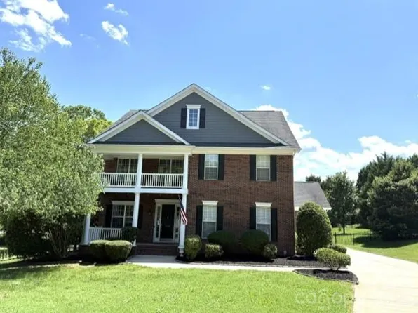 1416 Shade Tree Ct, Matthews, NC 28104
