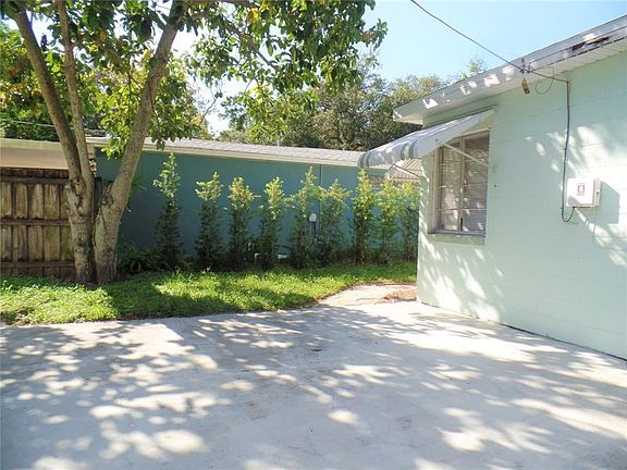 3rd image of 3918 4th Ave N
