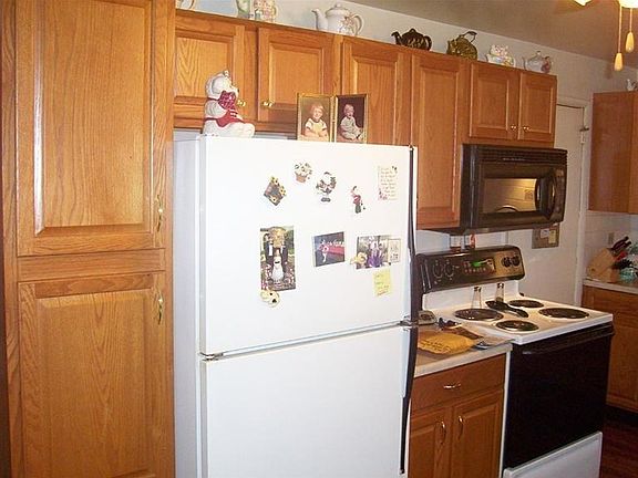 4th image of 3113 Muriel Ave