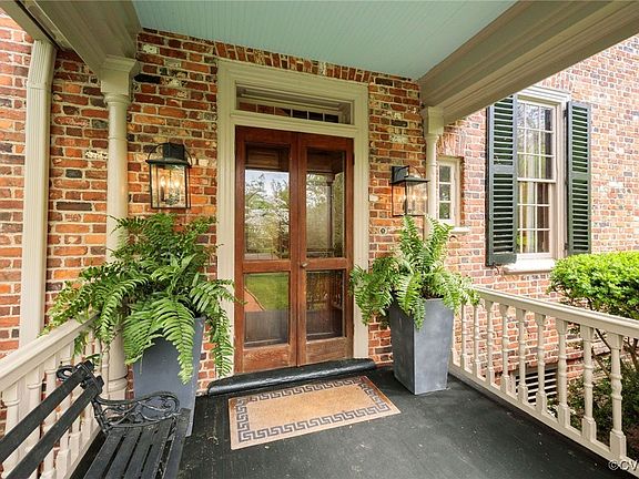 5th image of 307 Stockton Ln