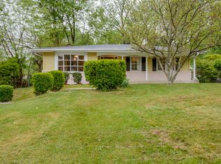 3937 Lincolnshire St, Annandale, VA 22003