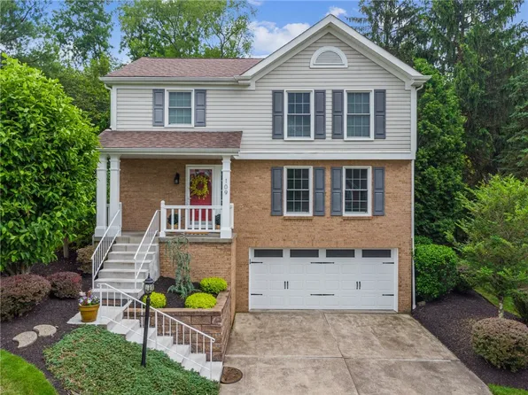 109 Iron Run Rd, Bethel Park, PA 15102