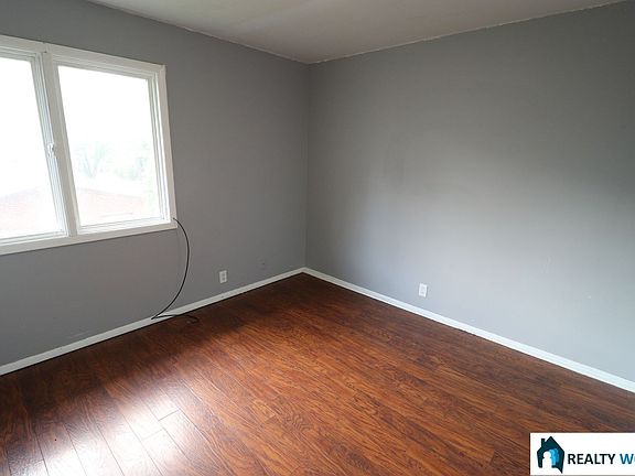 5th image of 2418 D St #7
