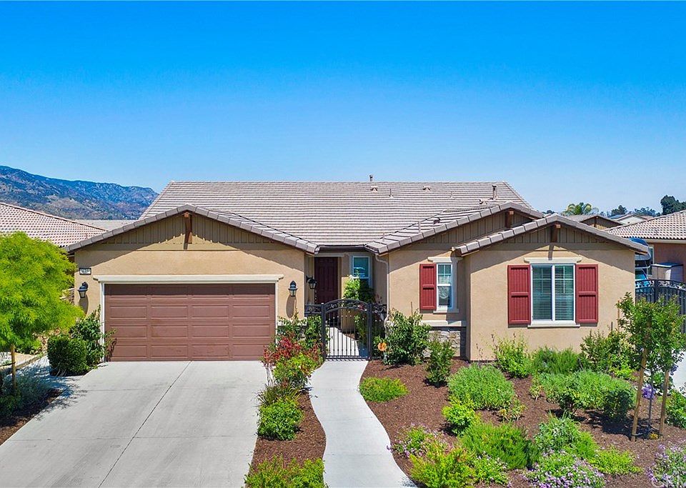 1st image of 26359 Meadow Creek Ln
