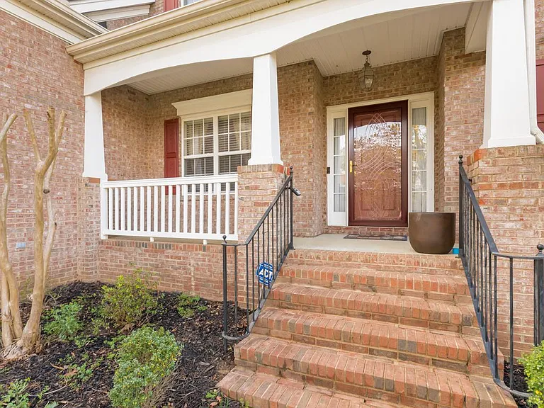 11415 Fountaingrove Dr — Photo 2