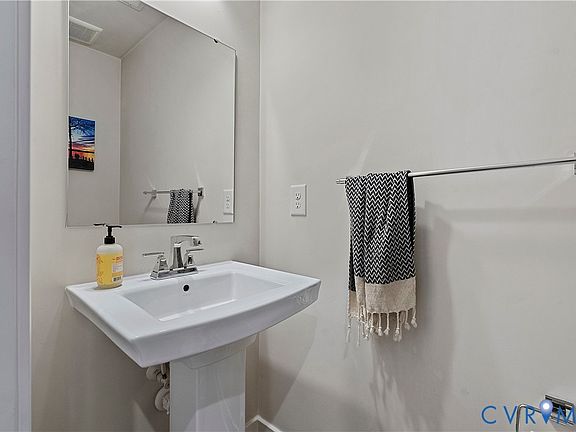 4th image of 4121 Jefferson Ridge Dr