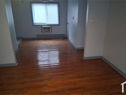2nd image of 708 W 111th St #2N