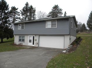 142 Newland Dr, Troy, PA 16947
