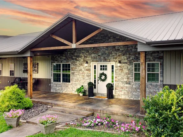 1876-700 North Rd, Shelbyville, IL 62565