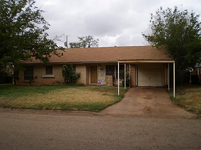 1st image of 1938 Westview Dr