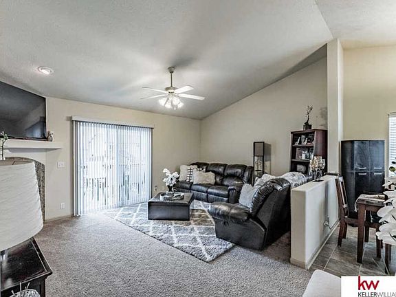 5th image of 4406 Waterford Ave