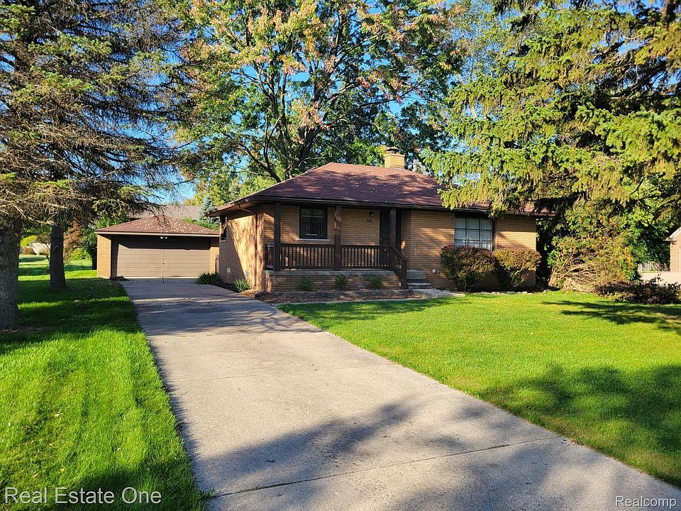 1st image of 181 Crestfield Ave