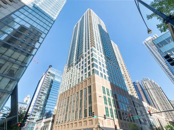 2 E Erie St APT 3714, Chicago, IL 60611
