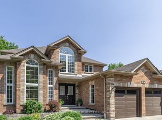 48 Crimson Ridge Rd, Barrie, ON L4N 9S1