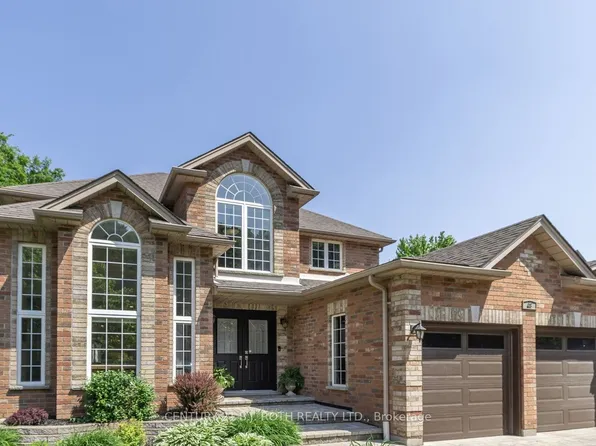 48 Crimson Ridge Rd, Barrie, ON L4N 9S1