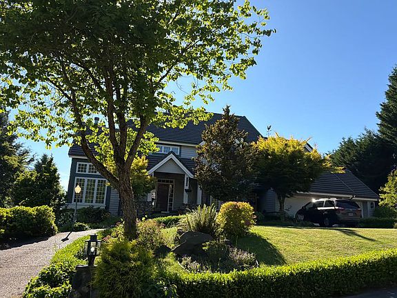 3rd image of 9837 NW Skyview Dr