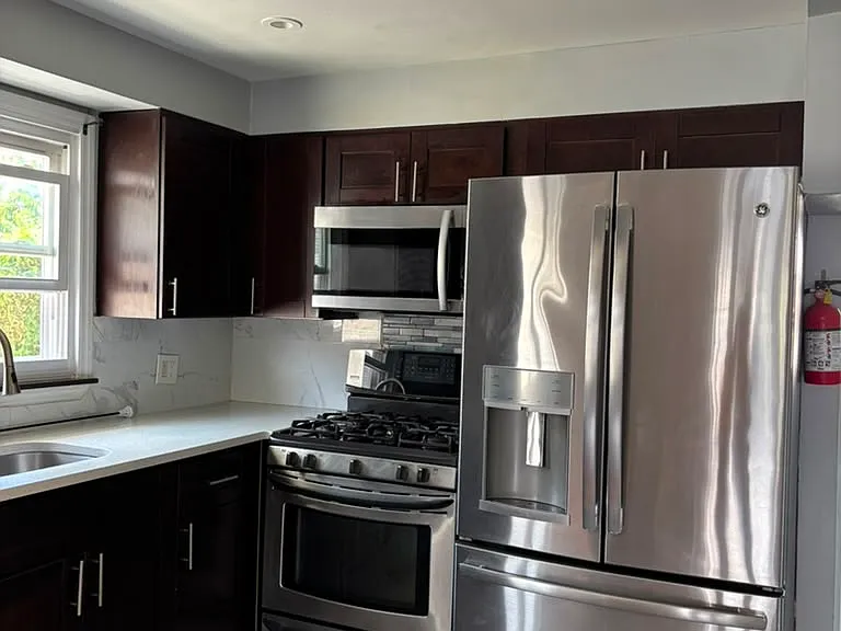 31 Plauderville Ave #2 — Photo 8