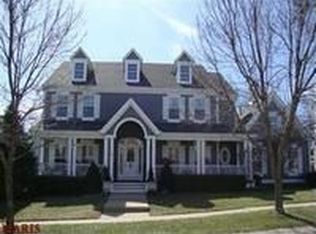 562 Westonridge Ct, Ballwin, MO 63021