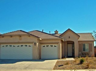 13383 Porter Creek St, Oak Hills, CA 92344