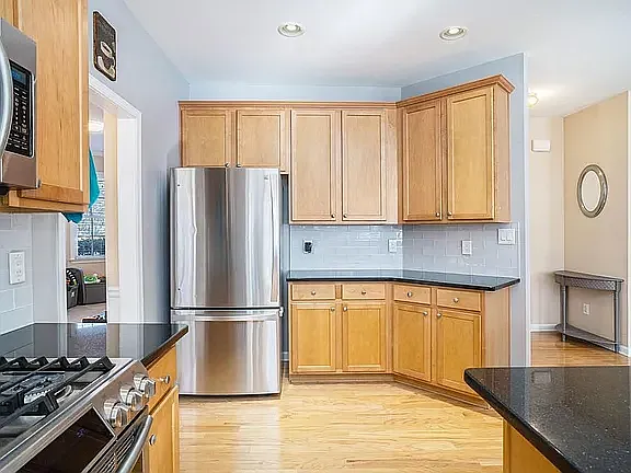 3758 Southland Dr — Photo 16