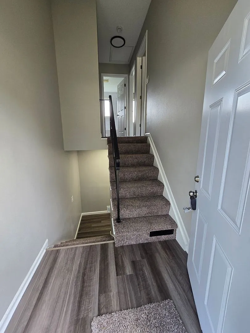 KEE1411 — Photo 2