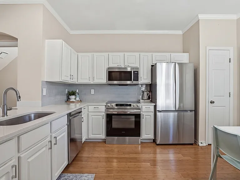 11131 Windsor Place Cir — Photo 7