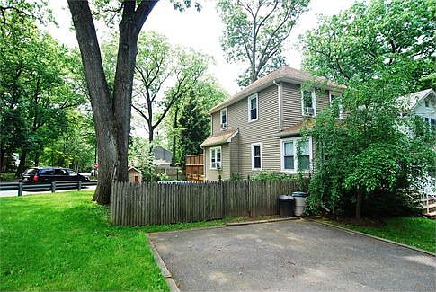 2nd image of 303 Liberty Ave