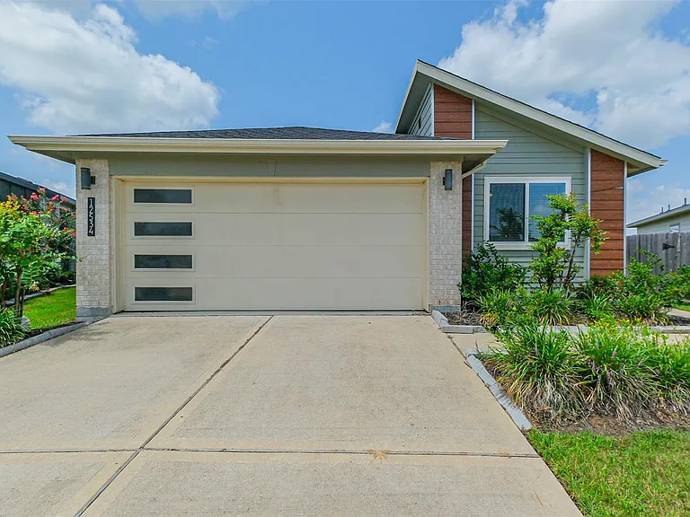 12534 Newport Arch Ln — Photo 30