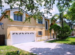 11331 Rockinghorse Rd, Cooper City, FL 33026