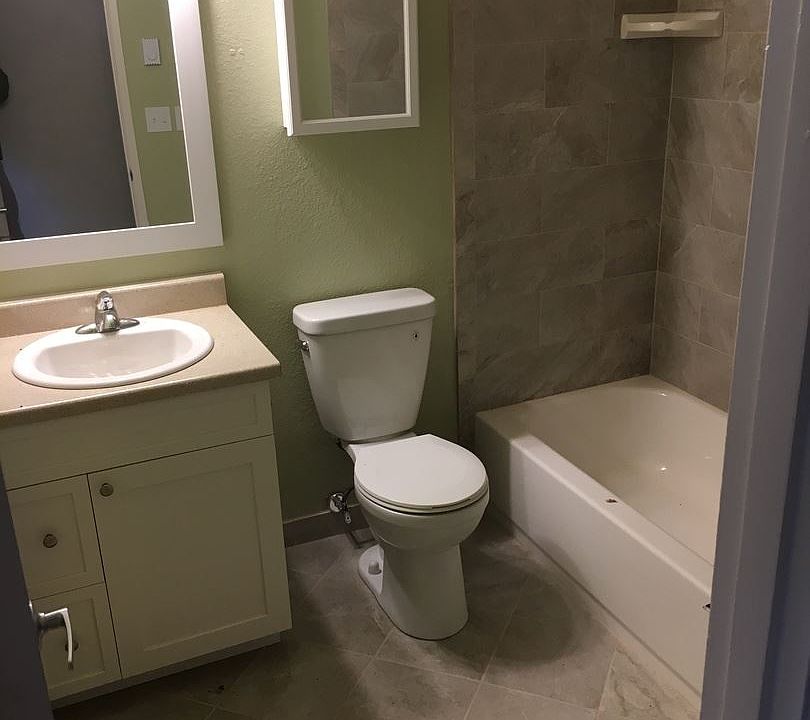2nd image of 540 Almaden St APT 8
